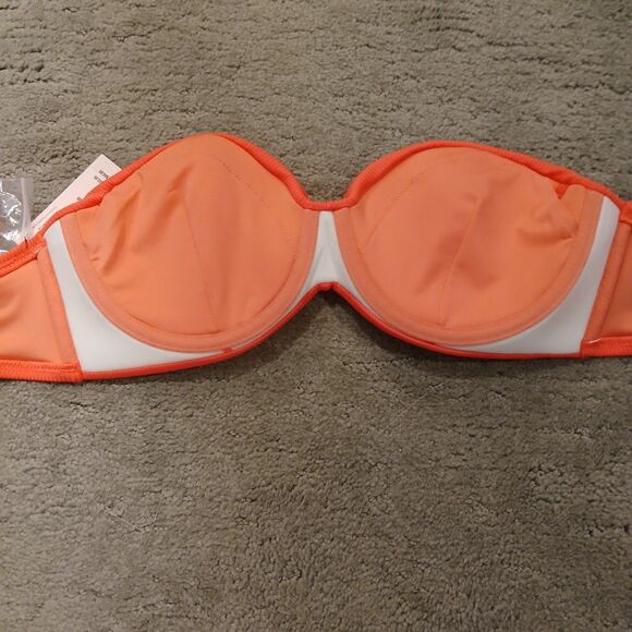 Victorias Secret Twist Front Knockout Strapless Bandeau Bikini Top Size 36B - Picture 6 of 6